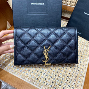 ysl yves saint laurent becky chain wallet in diamond-quilted lambskin #585031